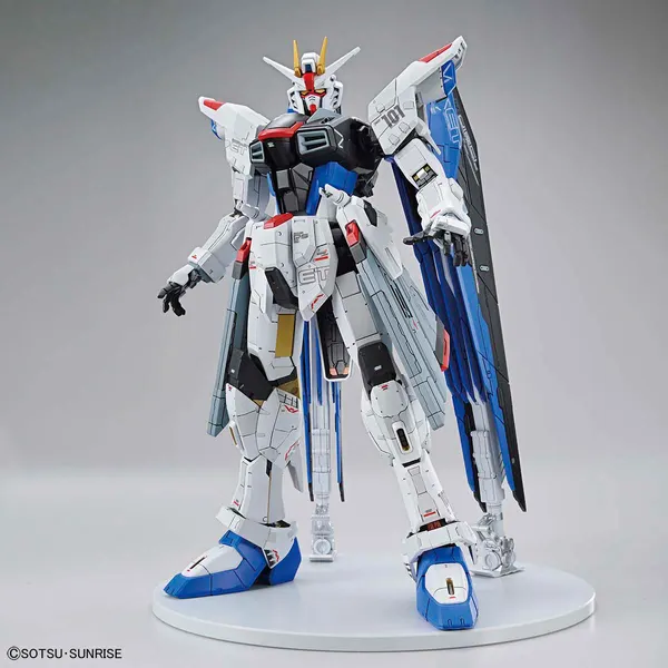 フルメカニクス 1/100 ガンダムベース限定 ZGMF-X10A フリーダムガンダム Ver.GCP